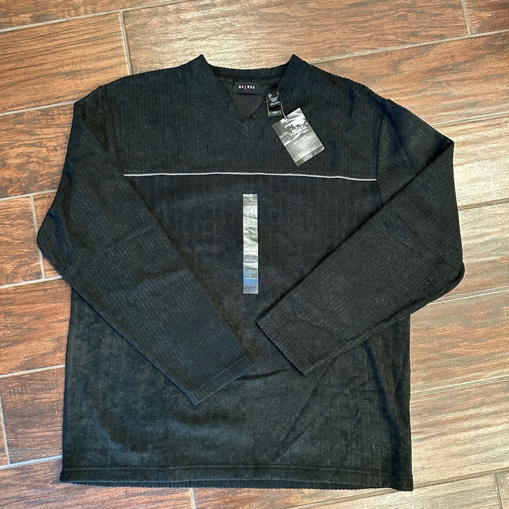 Axcess Charcoal Long-Sleeve V-Neck Sweater, Large